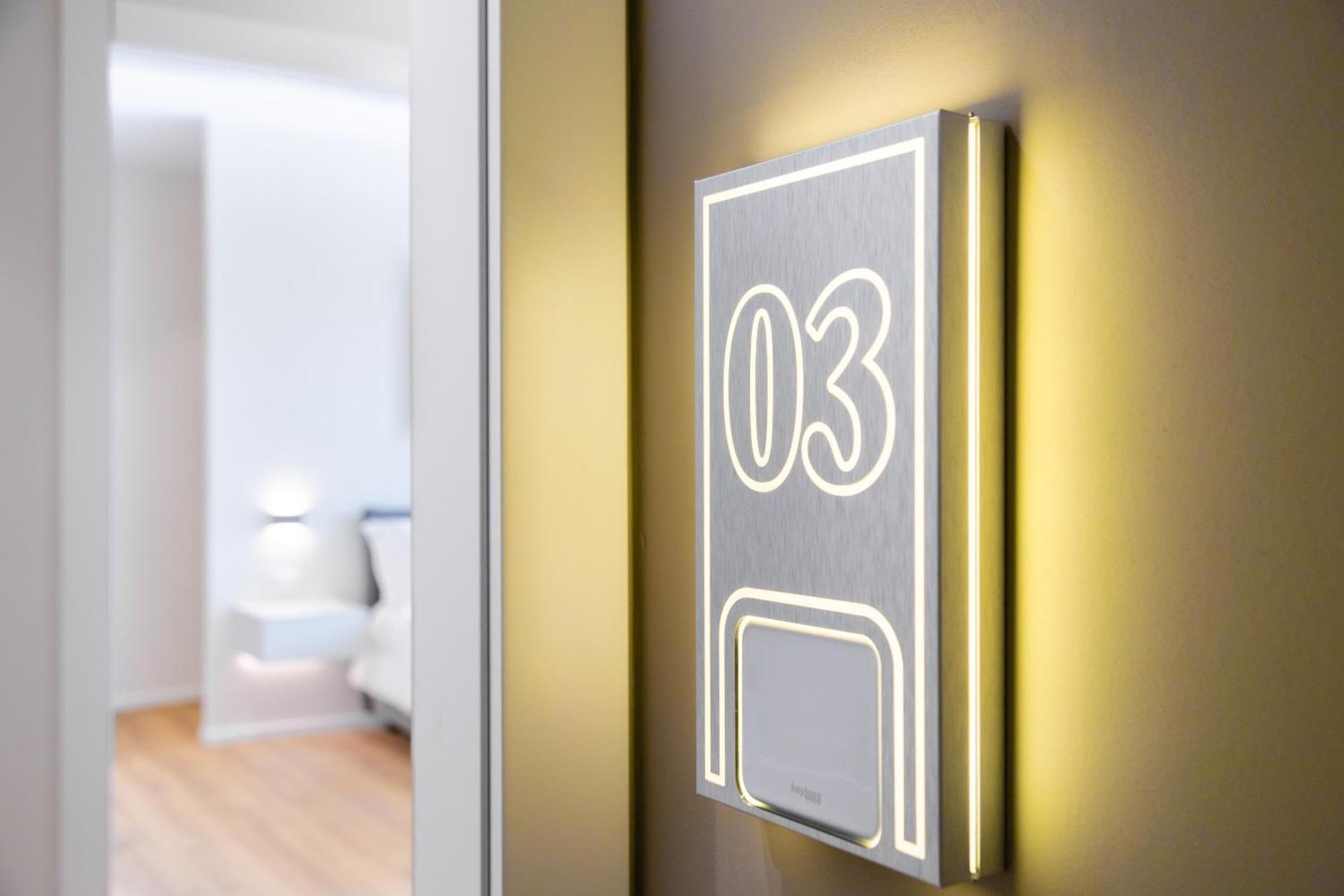 C8 Apartments Asti Exterior foto