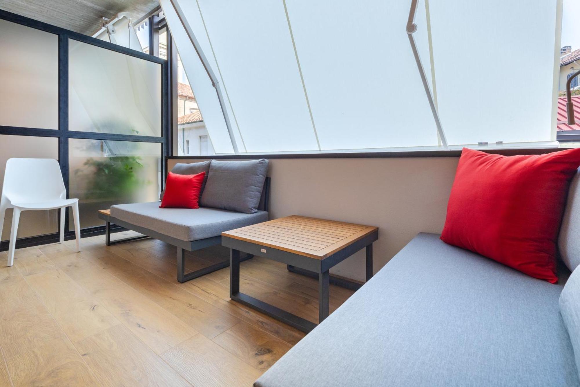 C8 Apartments Asti Exterior foto