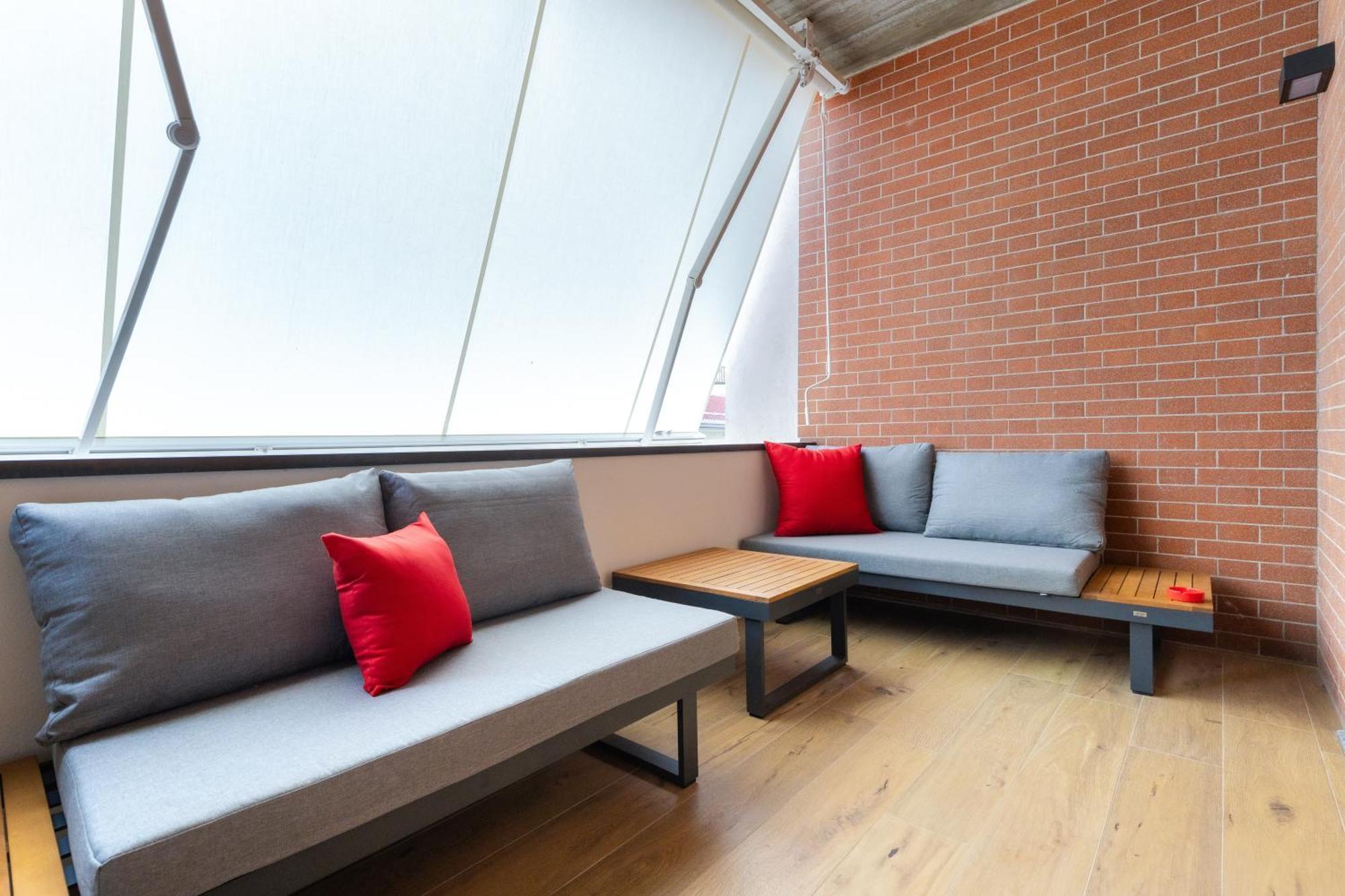 C8 Apartments Asti Exterior foto